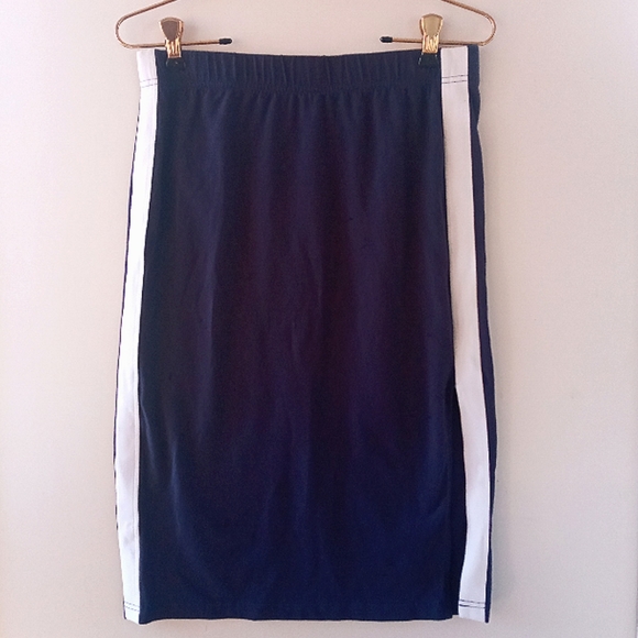 Aritzia, TNA - Blue Clearwater Slit Skirt (navy, sm) - Picture 2 of 6